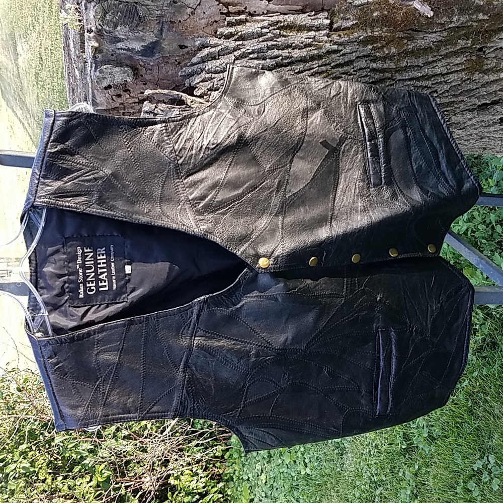 Men's Italian Stone Design, Genuine Leather Vest, XL